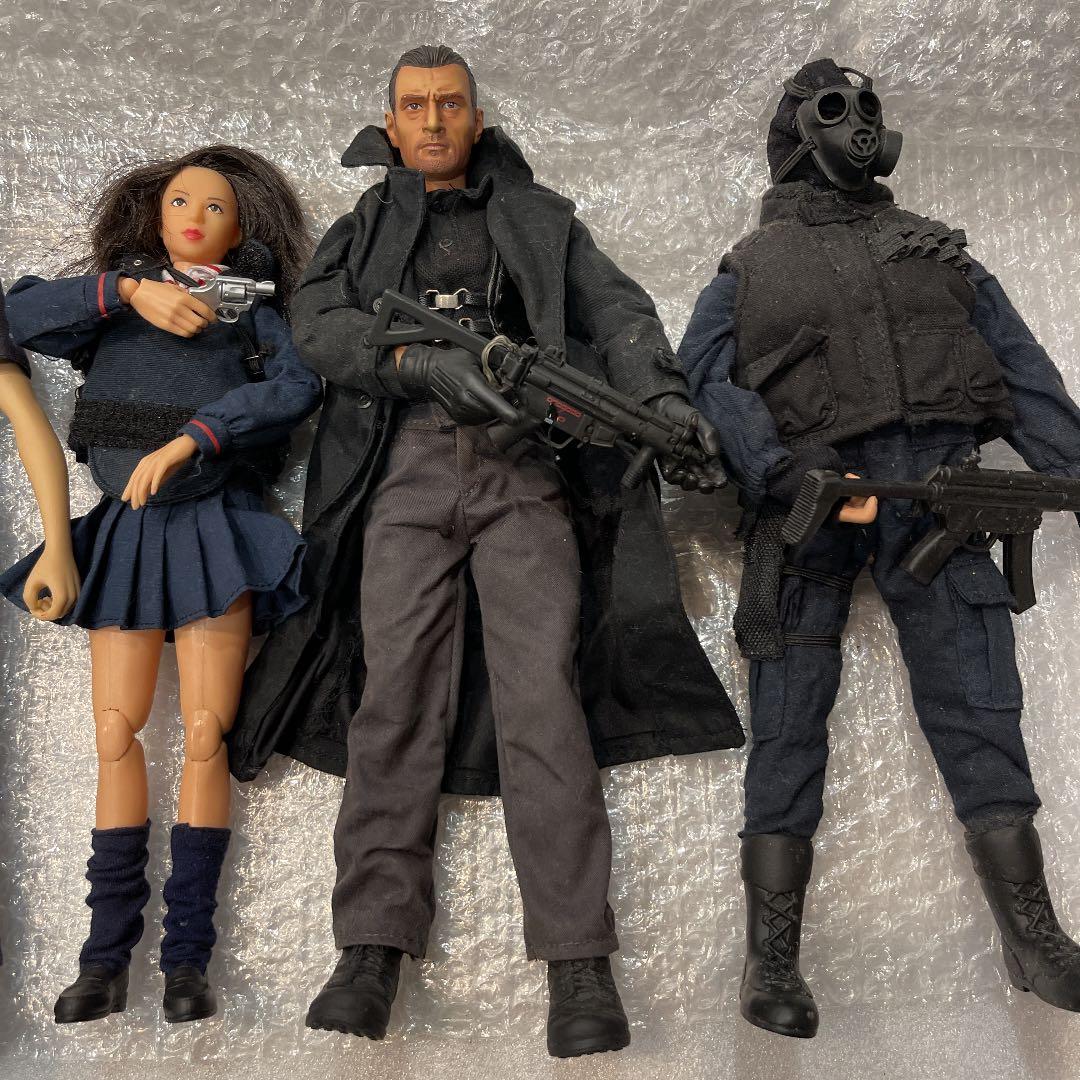 フィギア→女性②・男性②（中古）