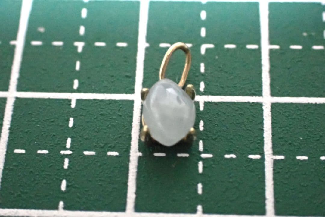 糸魚川翡翠　入コン沢　青　10金　ペントップ　送料無料