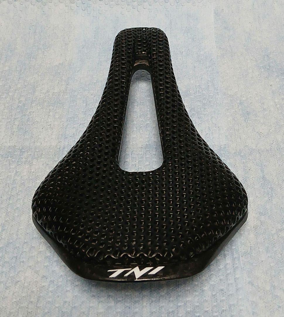 TNi 3D printing サドル カーボンレール