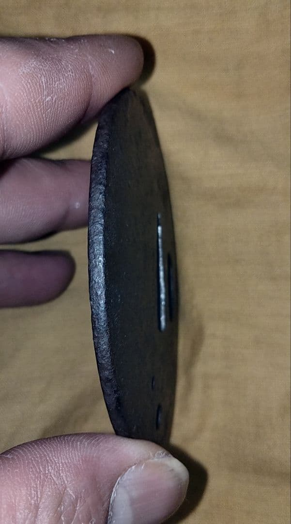 鉄鍔　鐔　(佐州住利貞　無文腕貫孔)　江戸時代　新潟　佐渡