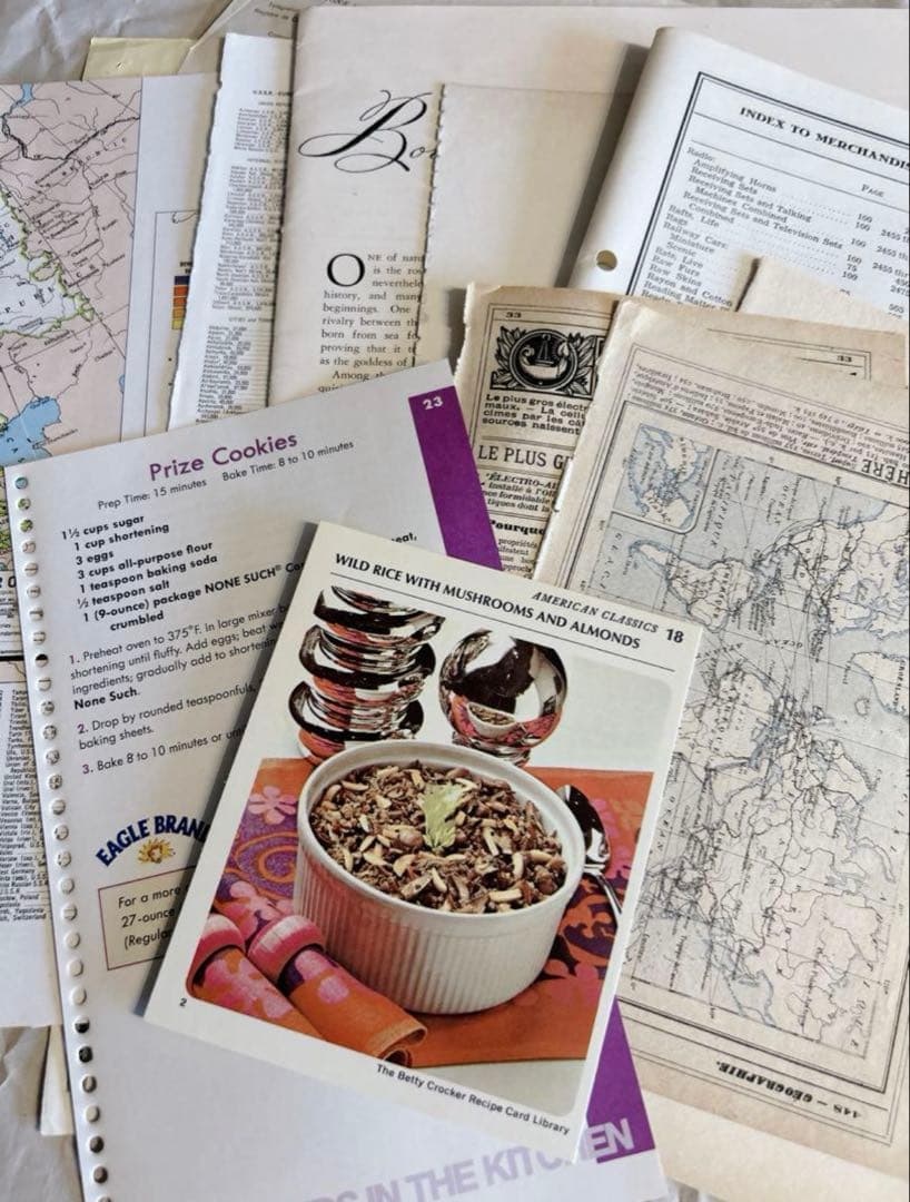 SALE！！★ 紙モノ詰め込みBOX ★ 60サイズ　海外 紙もの ヴィンテージ