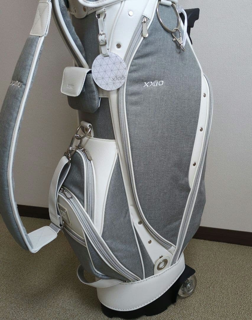 【新品未使用】XXIO キャディバッグ グレー/ホワイト　レディース