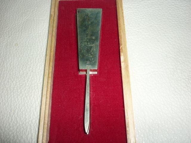 ◆未使用 大正時代◆山崎商店 ホシエス 純銀製 扇形 松竹梅彫金 楊枝入れ