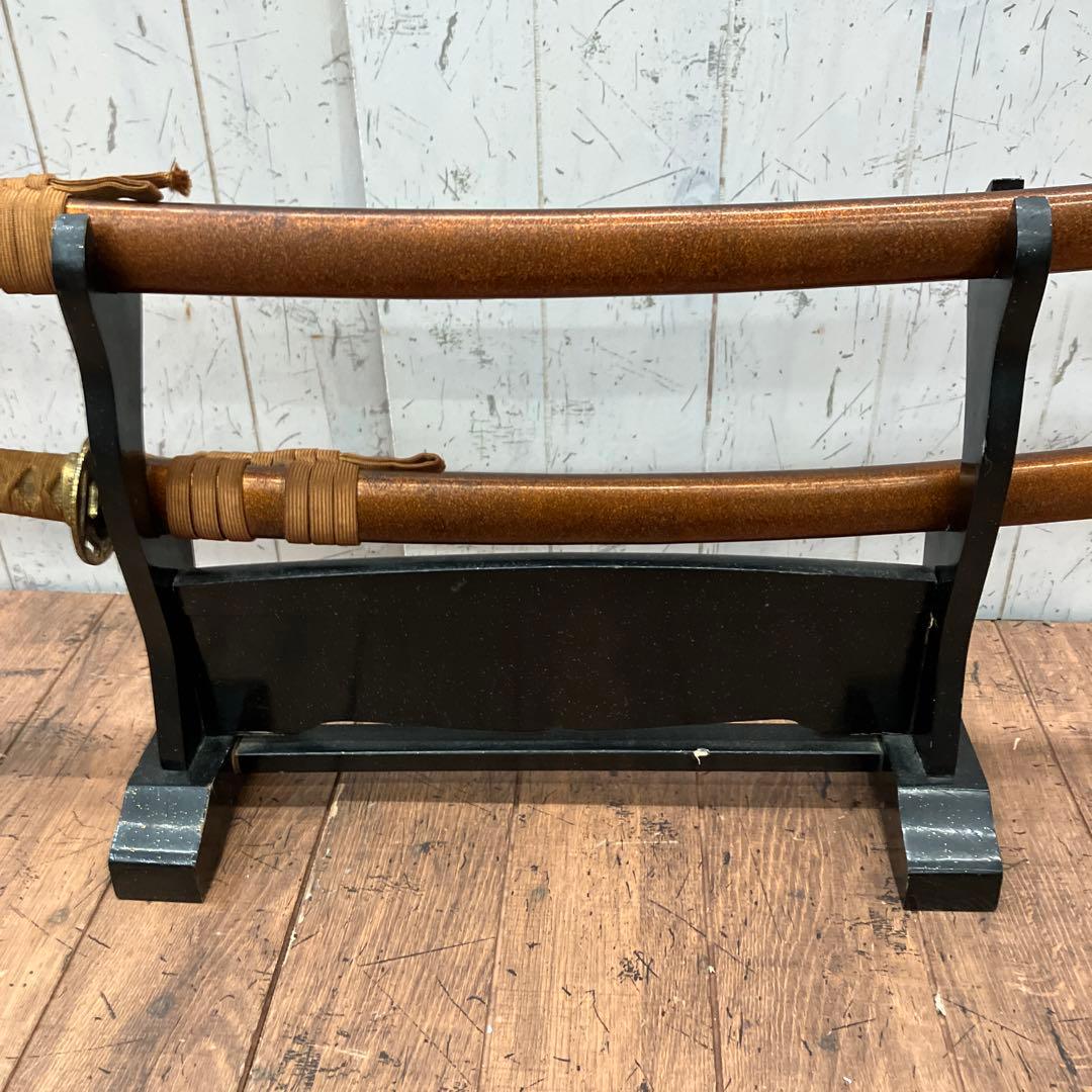 日本刀 模造品２本 模造刀 刀 武士 江戸 侍 台付 剣 希少 模擬刀 刀置き