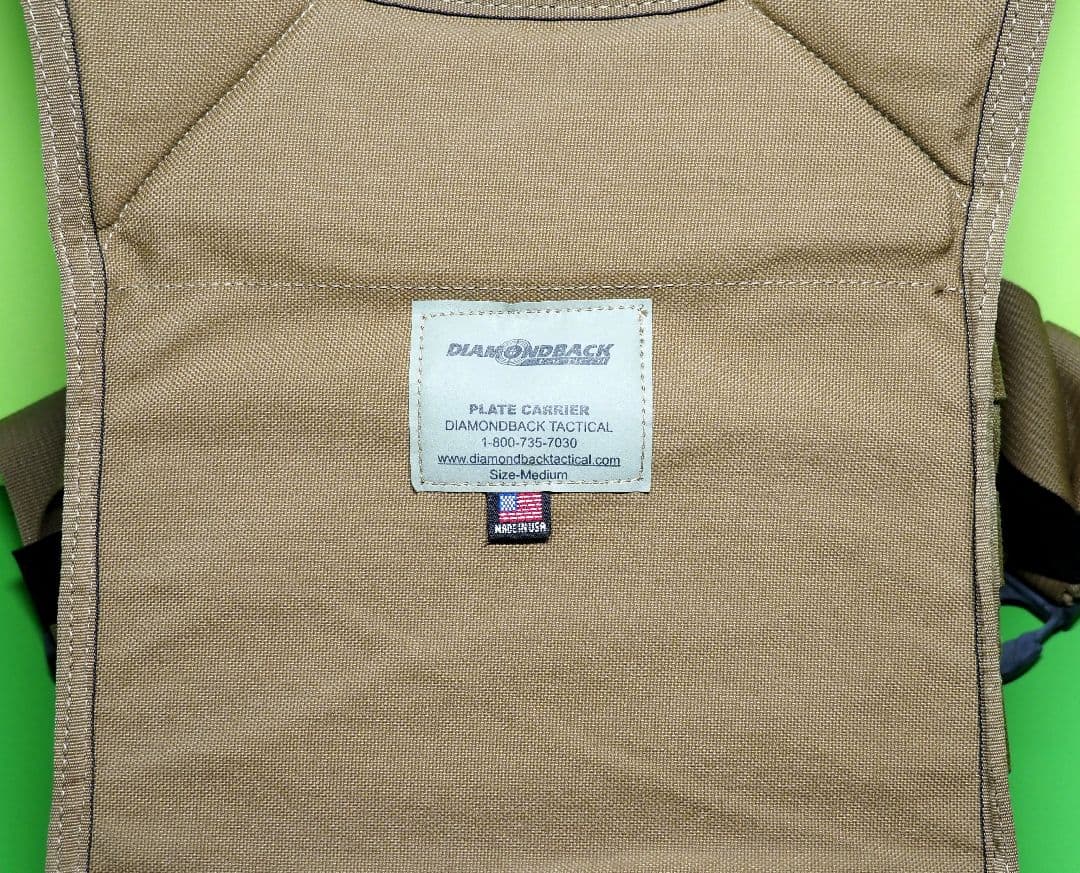 タクティカルベスト(ダイヤモンドバック実物)プレートキャリア(弾倉は含みません)