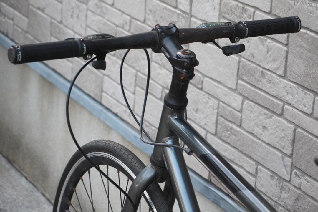 引き取り限定♪Axia♪前後ディスクブレーキ装備♪通勤通学やレジャーなどに♪