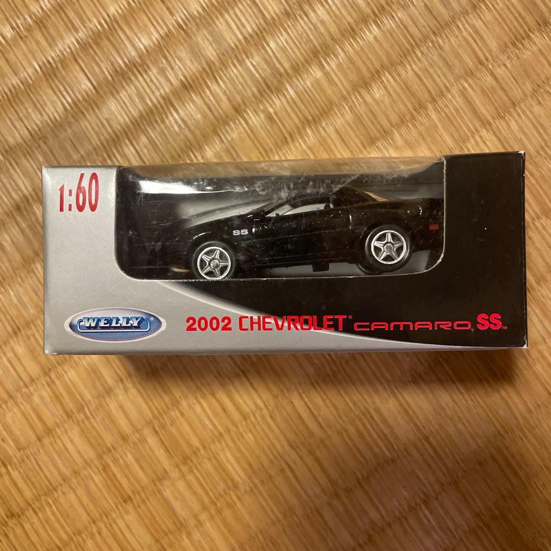 2002 Chevrolet Camaro SS 1:60 ミニカー
