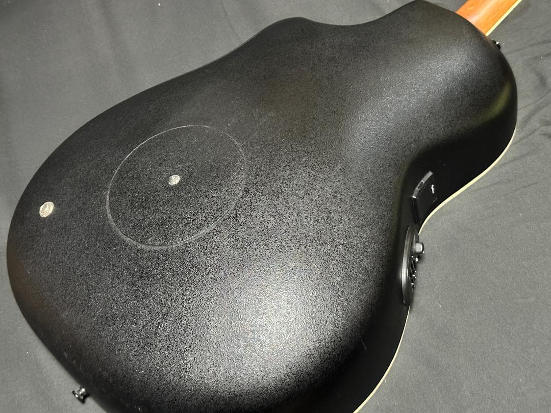 【美品】ハードケース付き　Ovation Applause AE147