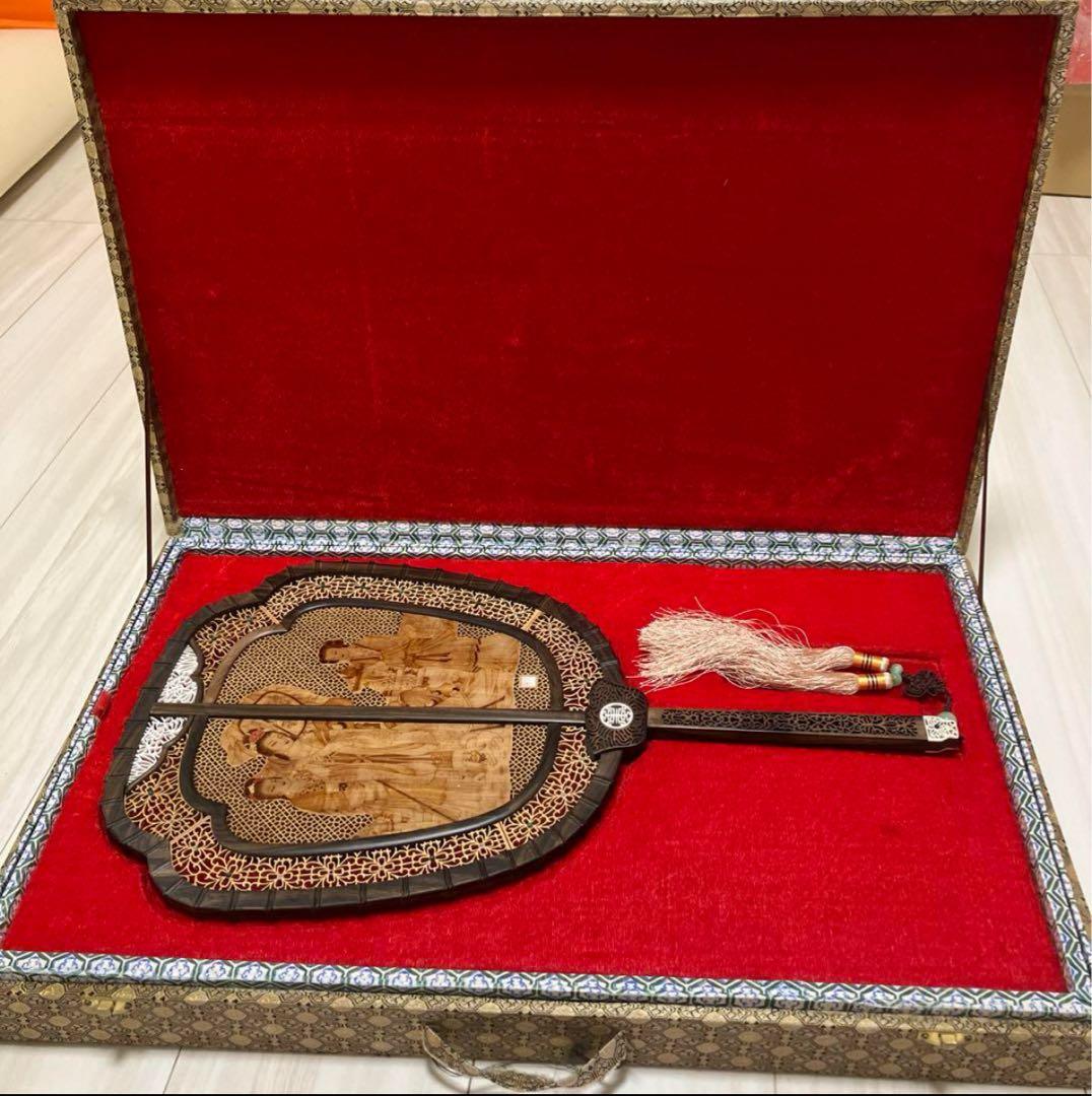 中国美術 唐木造 白檀透彫刻 翡翠 軍配型硯屏 唐団扇　唐物　伝統工芸