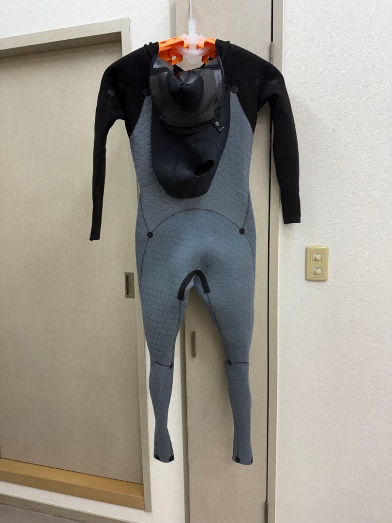 Hurley セミドライ　Mサイズ