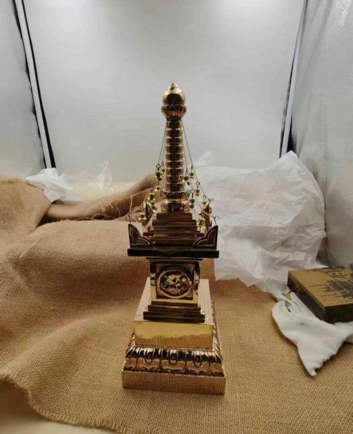 【修縁堂】密教法具 宝篋印塔 仏教美術 弘法大師 真鍮製vajra29cm