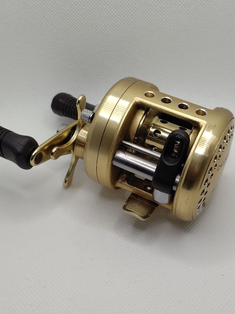 シマノ　カルカッタまとめ売り　100XT/200