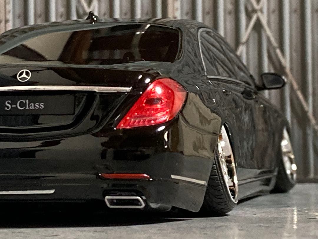 1/24 メルセデスベンツSクラス黒（カスタム品）