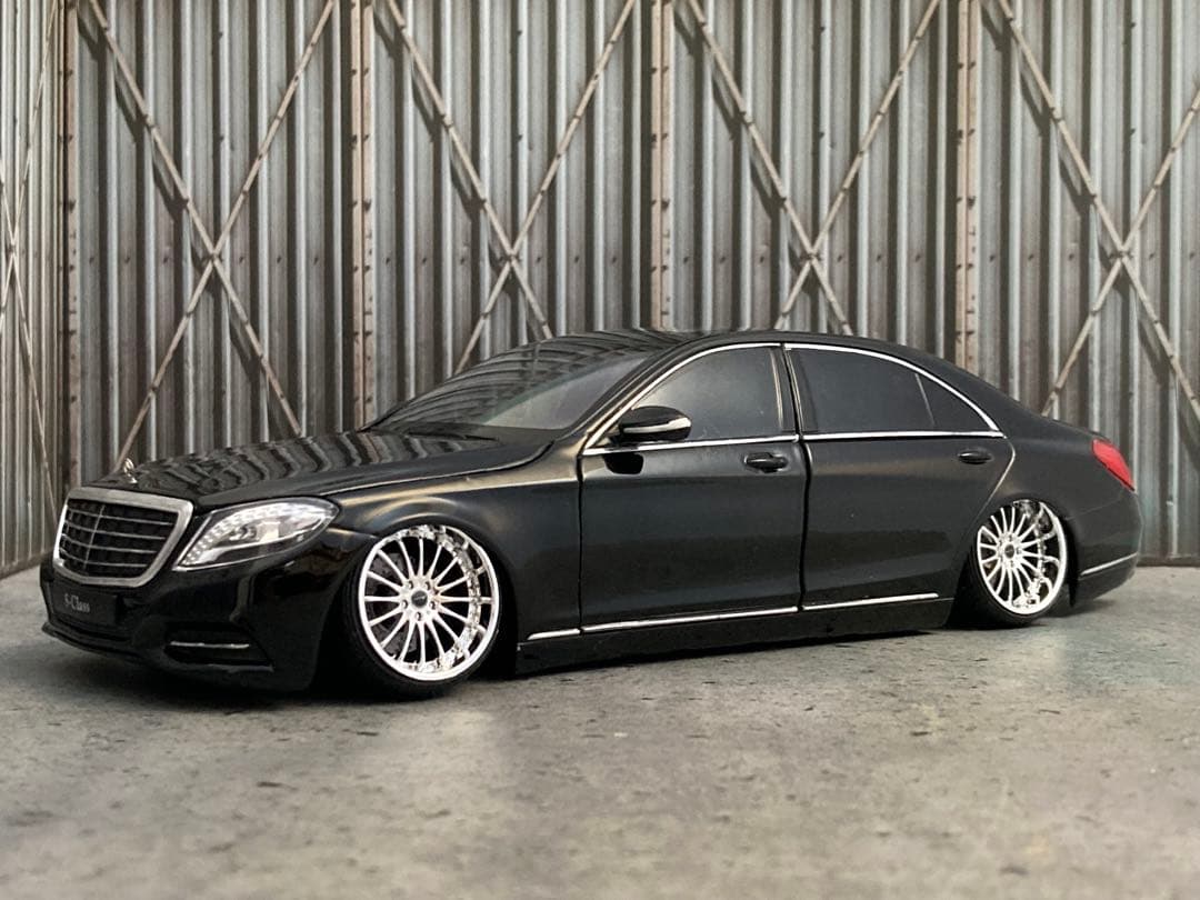 1/24 メルセデスベンツSクラス黒（カスタム品）