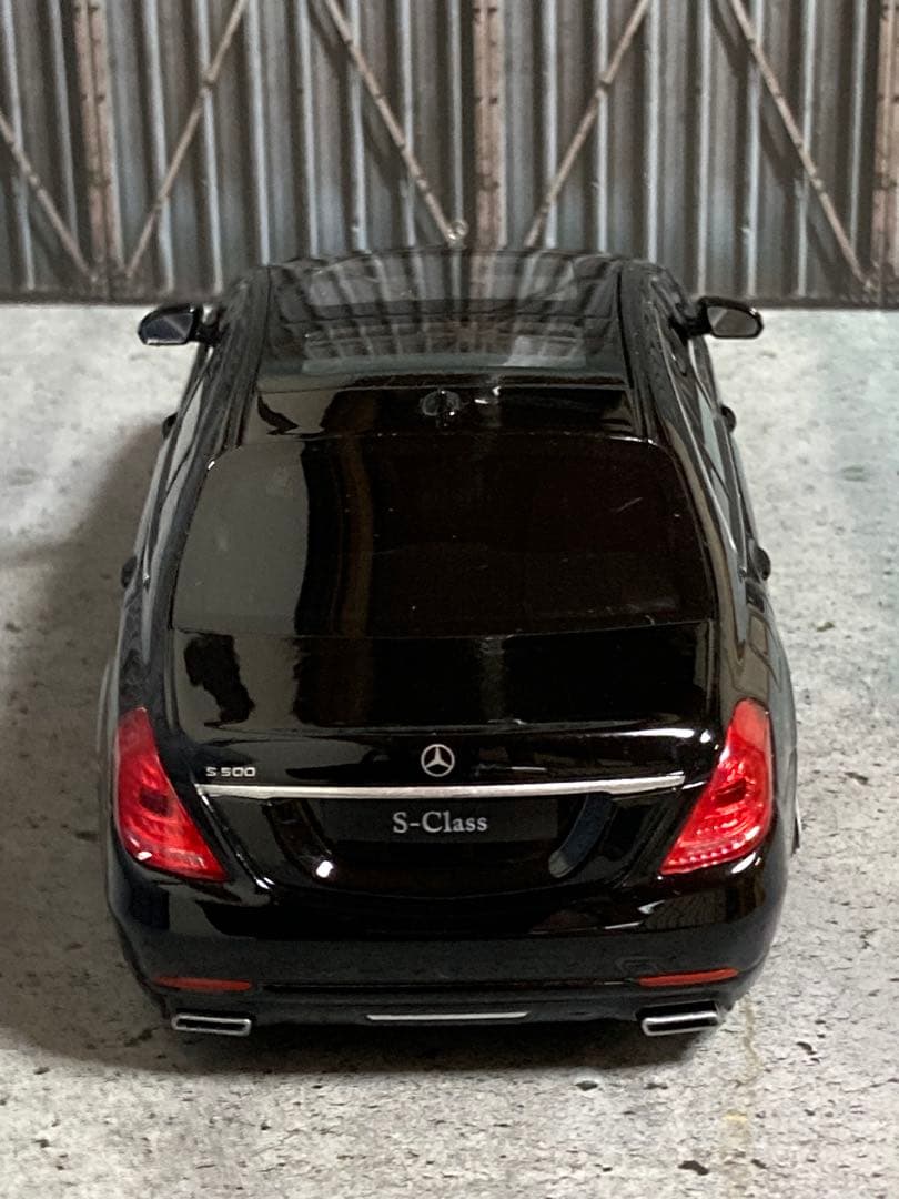 1/24 メルセデスベンツSクラス黒（カスタム品）