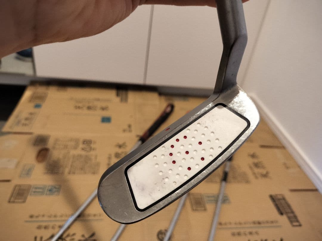 （値引き可）ゴルフクラブセット　パター４本、チッパー１本セット