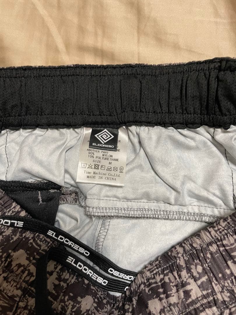 美品ELDORESO Cheptegei Shorts Mサイズ