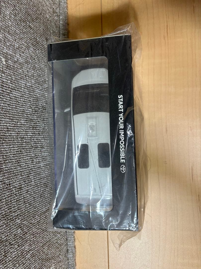 トヨタ　カラーサンプル VELLFIRE ヴェルファイア　ホワイト