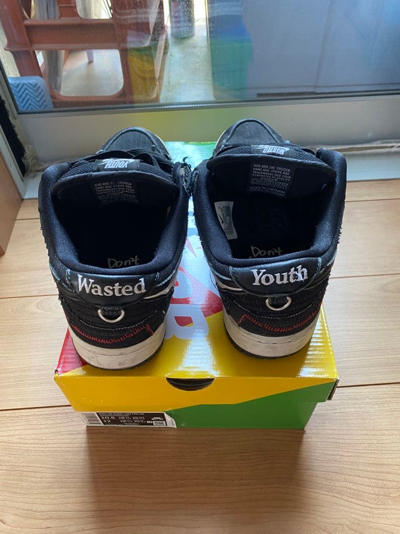 スケートボード NIKE SB DUNK LOW wasted youth 28.5cm