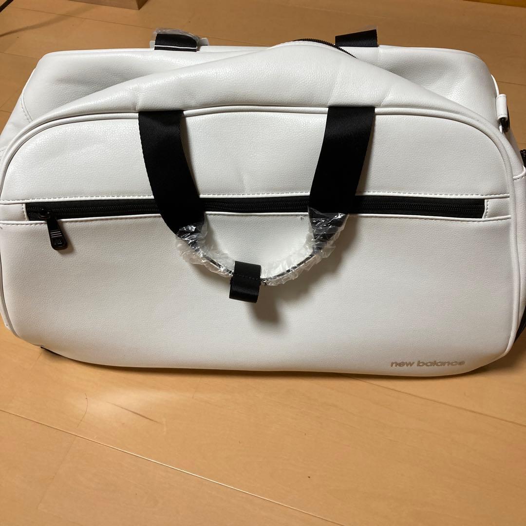 【りん】新品未使用　ボストンバッグ　new balance