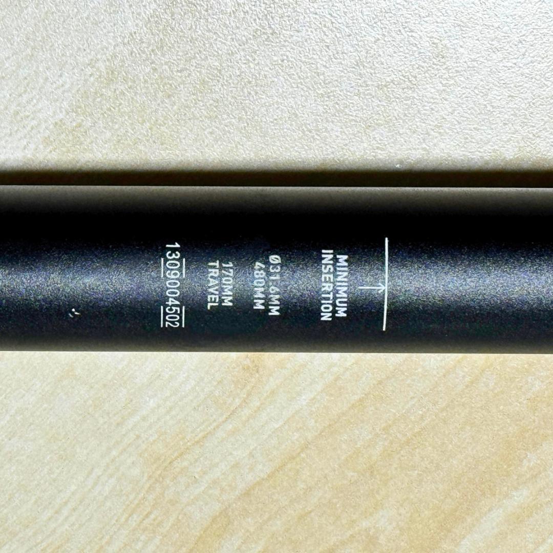 RockShox Reverb AXS ドロッパーシートポスト 170 mm