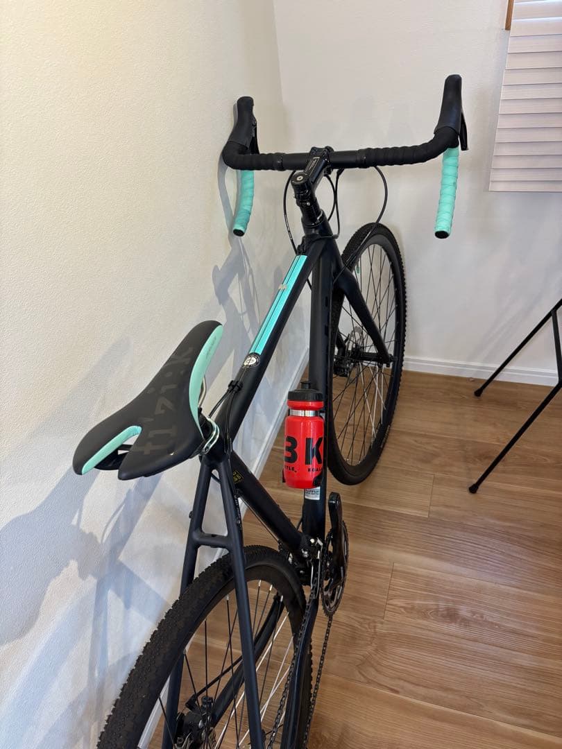 Bianchi Zurigo 2017 グラベルロード 105仕様