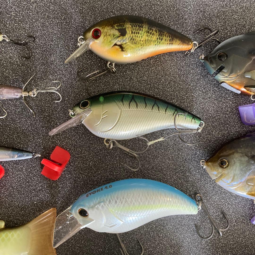 ビッグベイト系、マグナムクランク系等の大きめルアー 17点セット