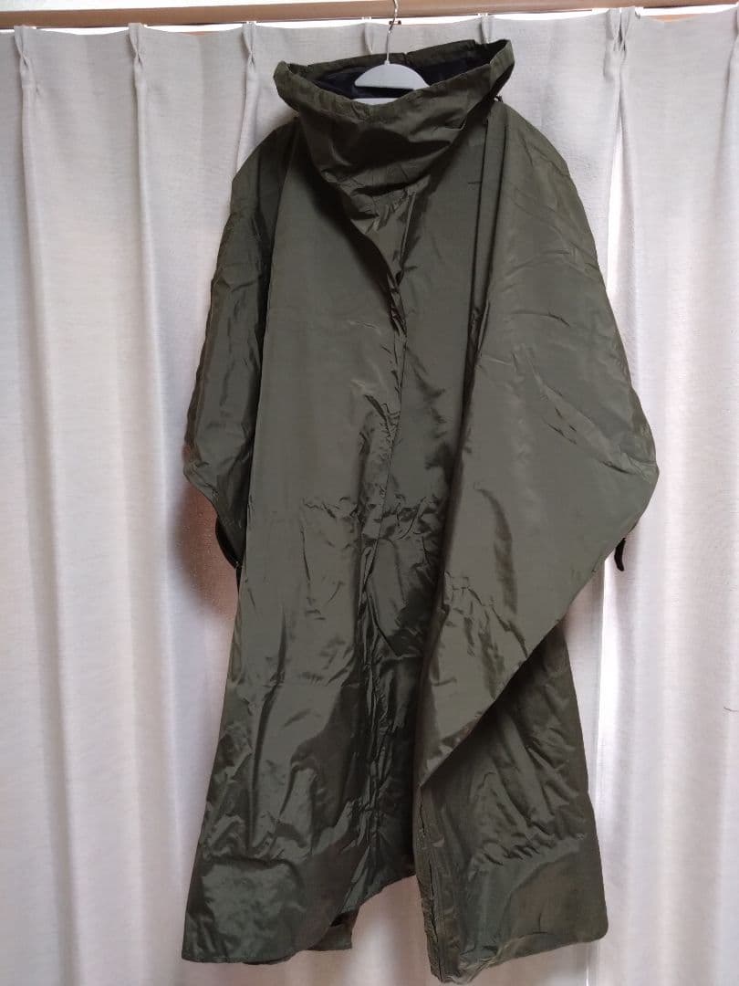 遮光ポンチョ　空挺ポンチョプロモンテ PUROMONTE アンアクター