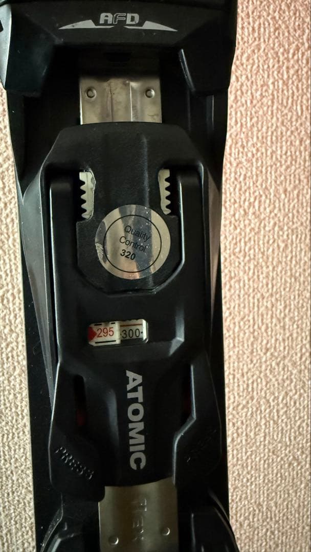 Atomic Redster S9 スキー板