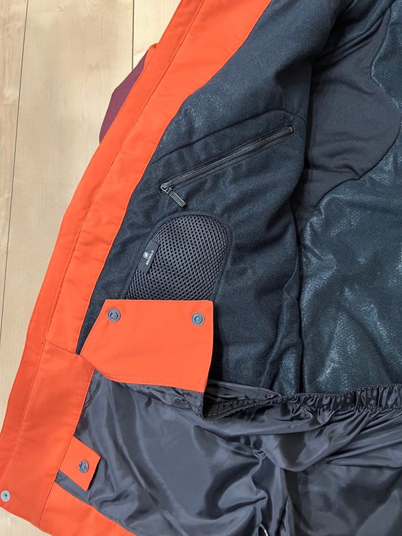 ミズノ　メンズスキーウェア　Lサイズ　新品未使用品！