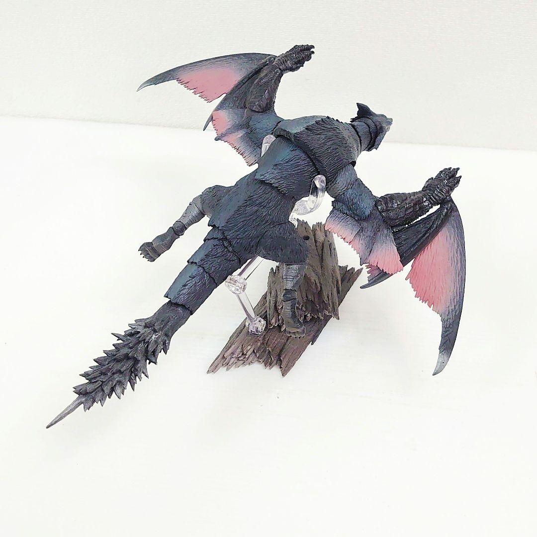 モンスターアーツ　ナルガクルガ　フィギュア　モンスターハンター