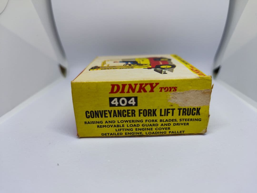 dinky toys　conveyancer fork lift truck