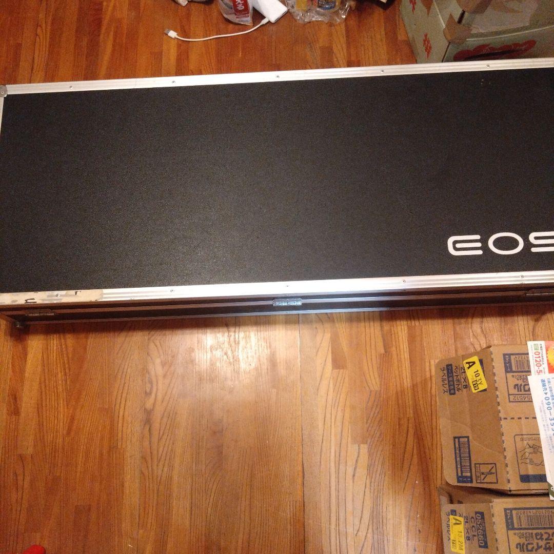 送料無料　シンセサイザー　キーボード　YAMAHA EOS B700