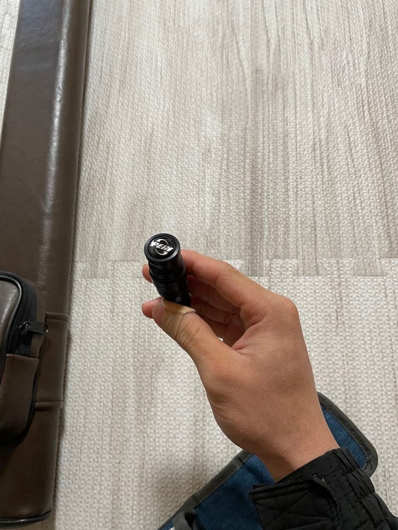 ビリヤードキューとケース