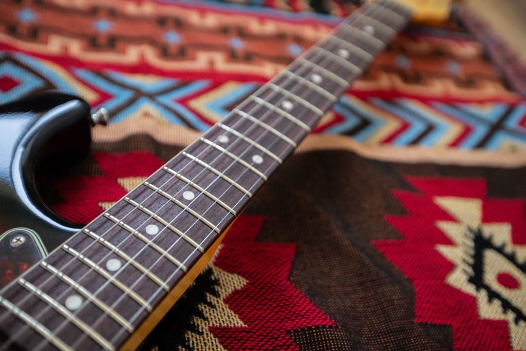 新品 Vanzandt STV-R2 -3 Tone Sunburst-