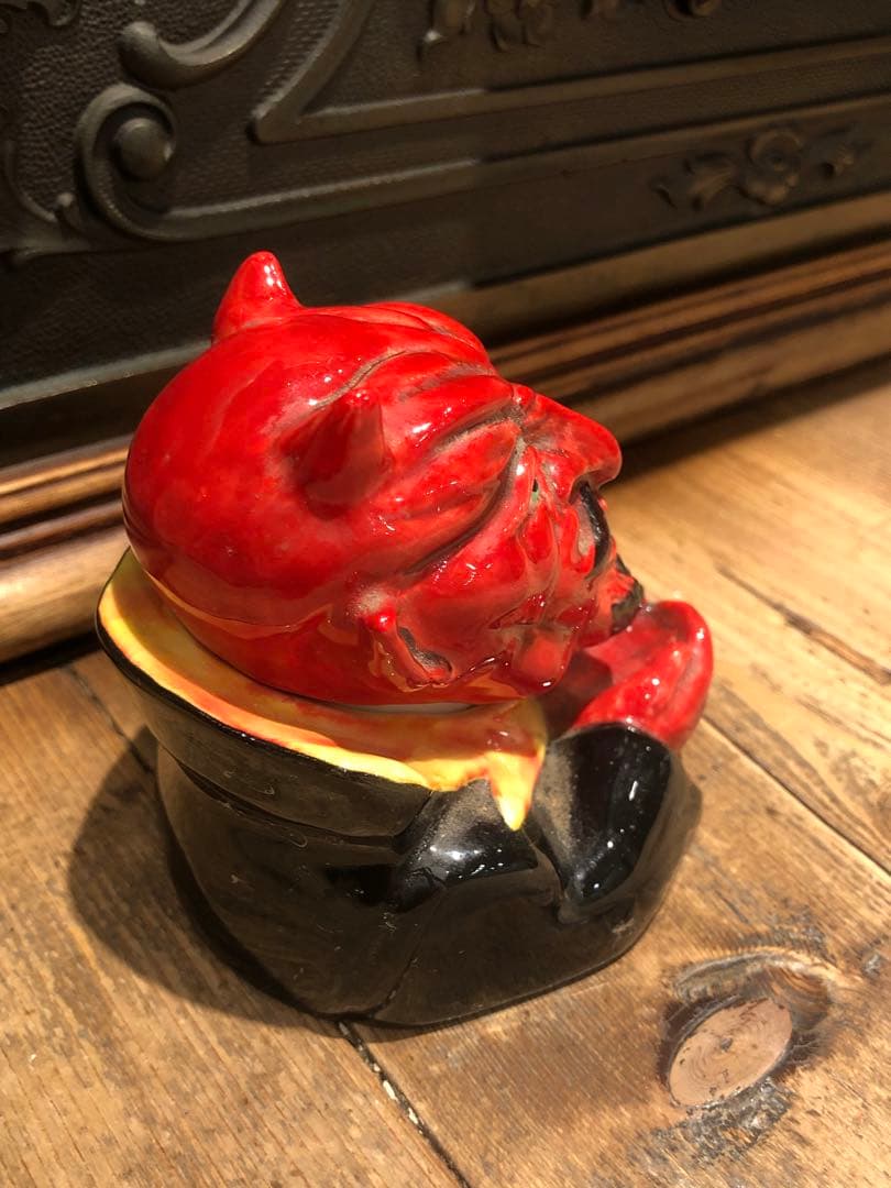 ビンテージ　デビル 悪魔　レッドデビル weirdo スカル　モンスター