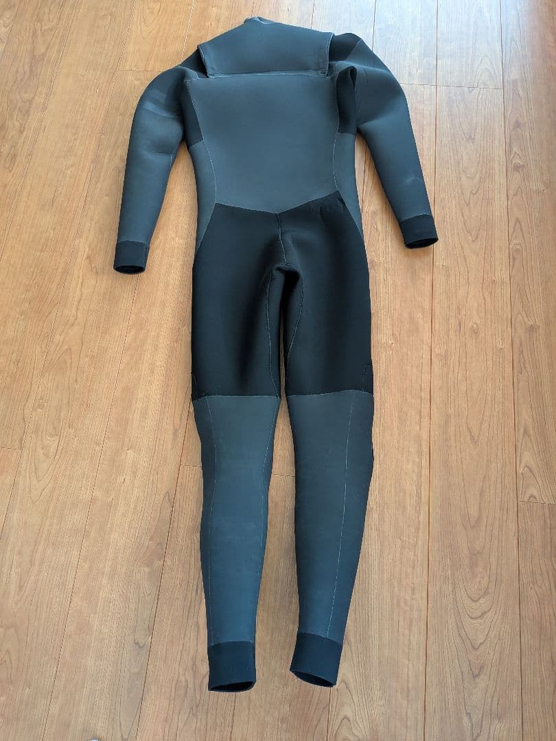 【新品未使用】Fellow セミドライウェットスーツ ALL3mm MLBサイズ