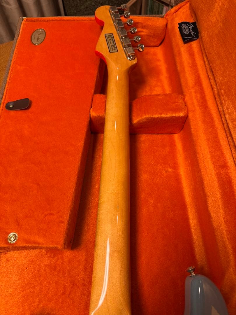 フェンダー　ジョージハリスン　ストラトキャスター　ロッキー