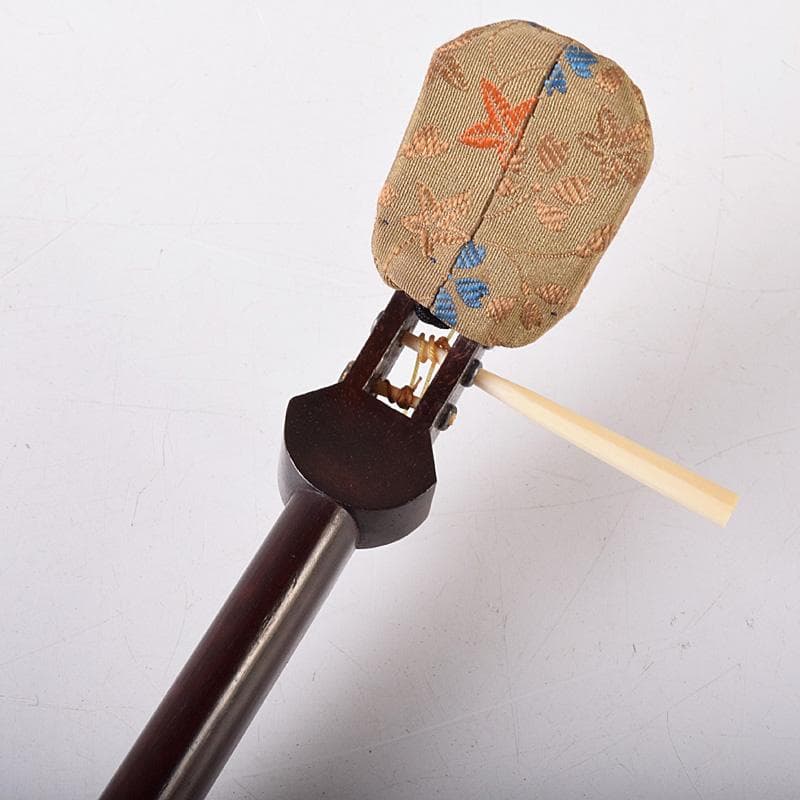 和楽器　ミニチュア　山水人物蒔絵　三味線　置物　バチ付　時代箱付　M　R8262