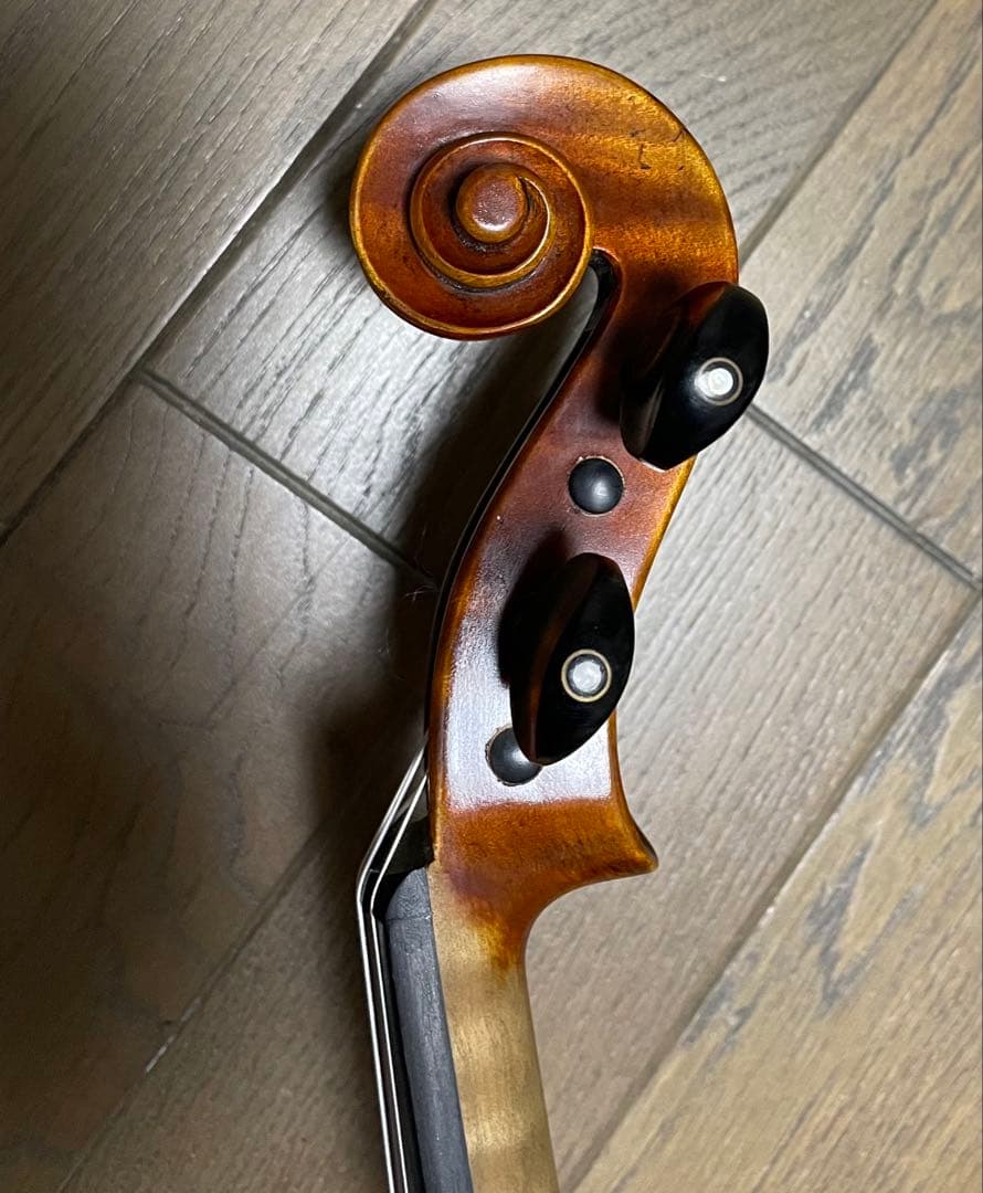 美しい虎杢の丁寧に作られたヴィオラ、15.5インチサイズです。