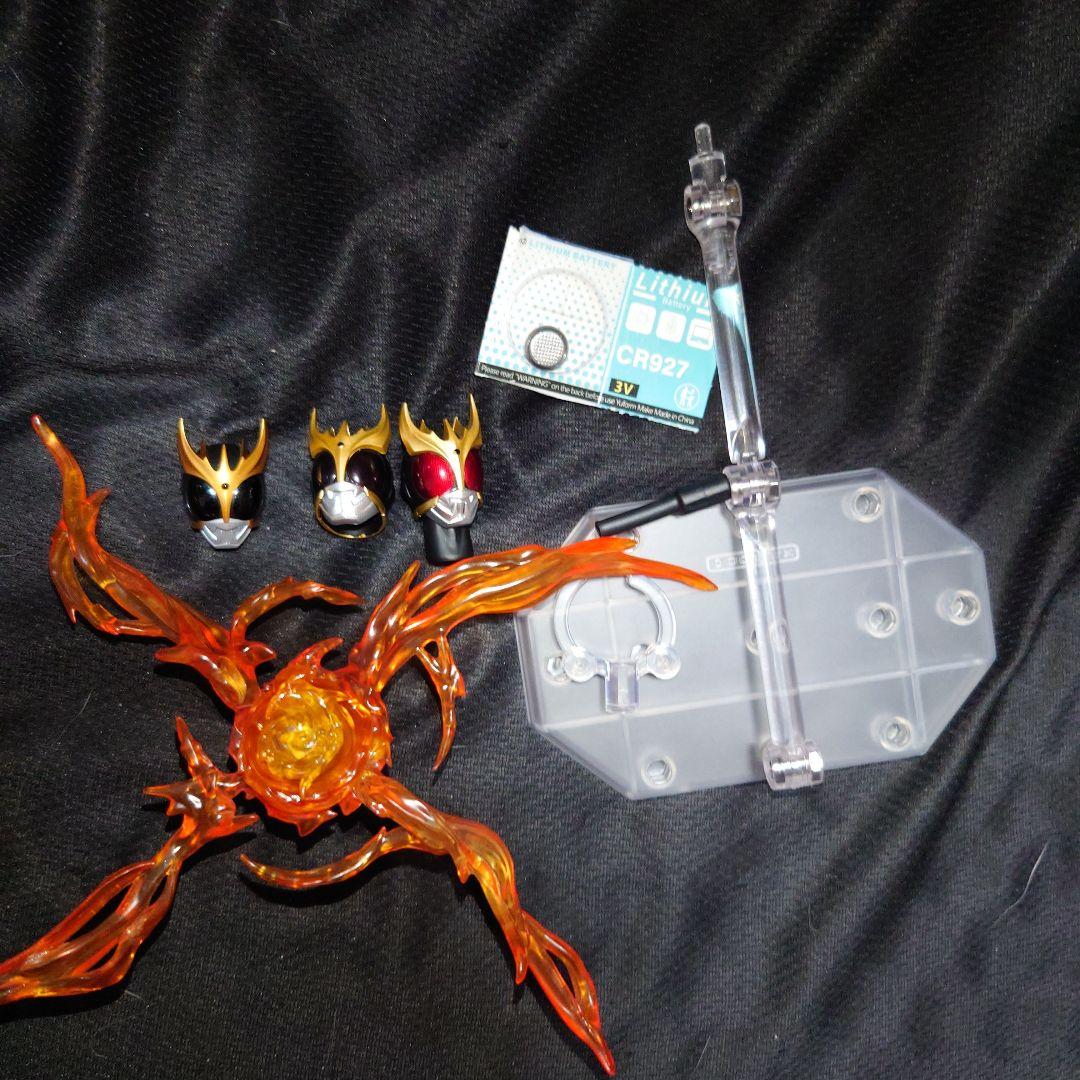 d*7様 真骨彫　仮面ライダークウガ　アルティメットフォーム&発光頭部ver.2