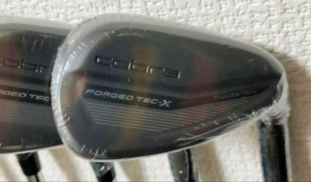 新品 コブラ Tec X Black アイアン 6本セット ダイナミックゴールド