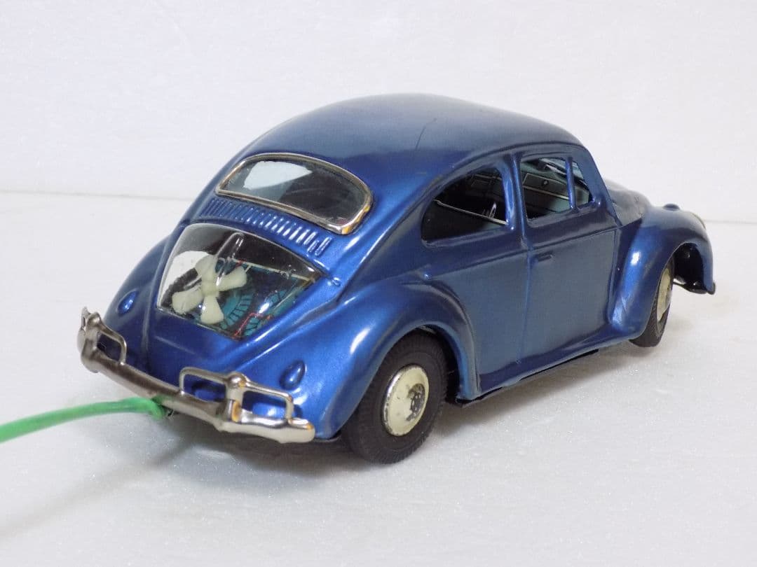 ブリキ　バンダイ リモコン【フォルクスワーゲン ビートル】動作品