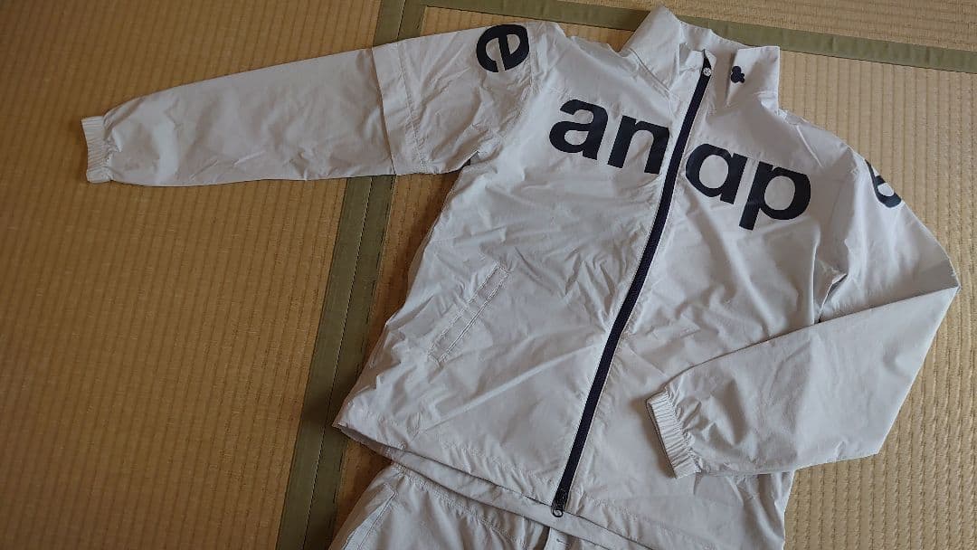 試着のみand per se アンパシー　レディース　ゴルフレインウェアＬサイズ