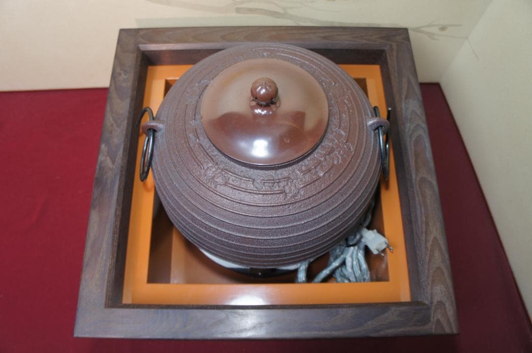 ☆本桑置炉 在銘平丸筋入炉釜 釜鐶 置炉用600w炭型電熱器 送料込み