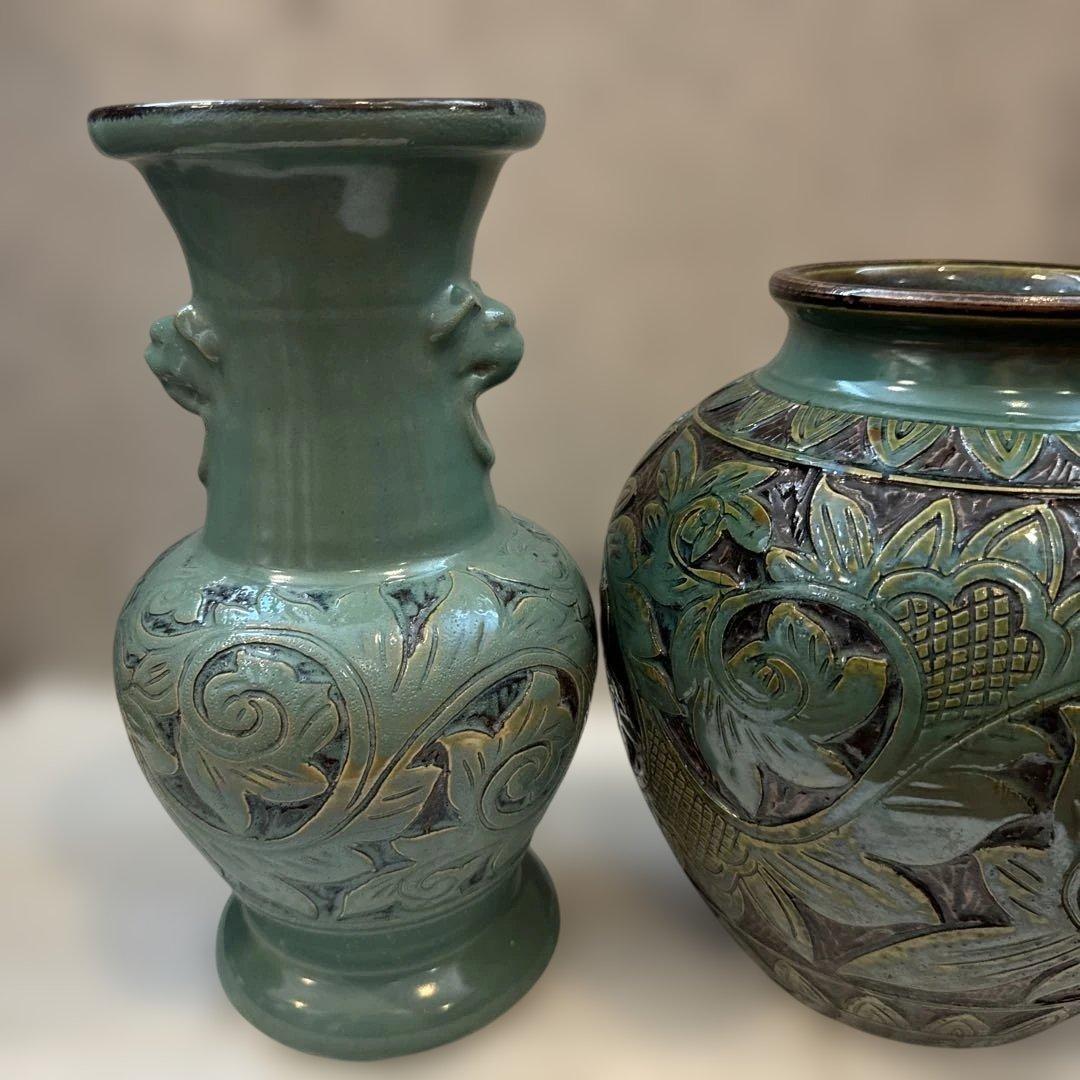 壺屋焼.小橋川永弘.緑釉.唐草.掻き落とし.線彫り.ビンテージ