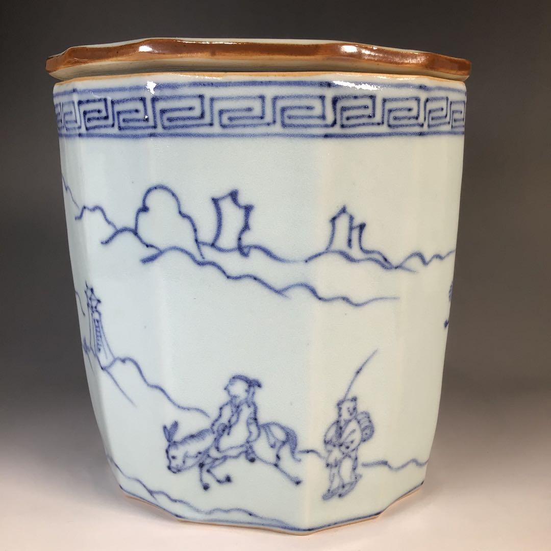 Ｍ７７７　水指　『凌山造』『染付山水人物文』『呉須十二角水指』　共箱　茶道具