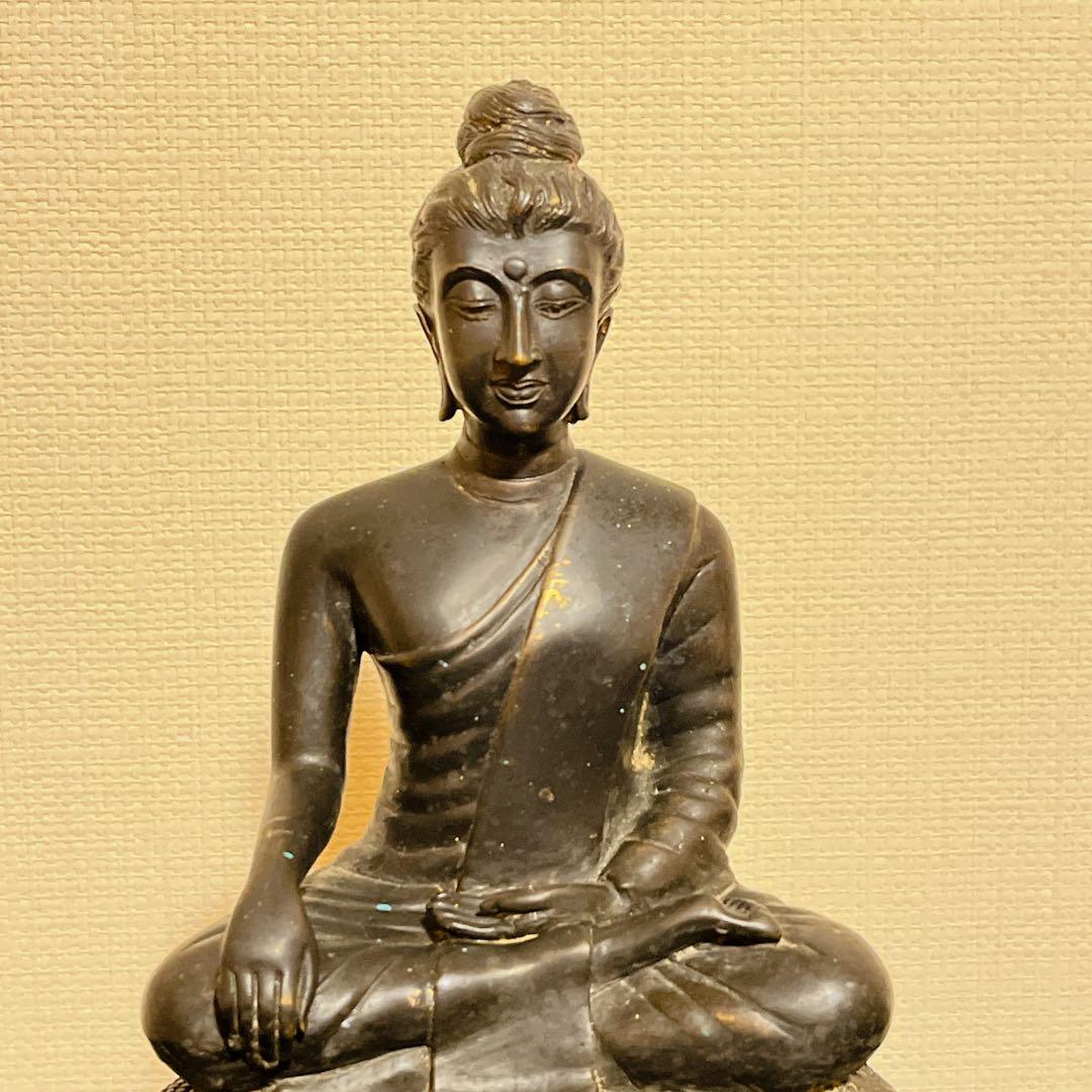 【希少】釈迦如来坐像 初転法輪 鹿野苑 仏像 青銅調 骨董 縁起物 オブジェ