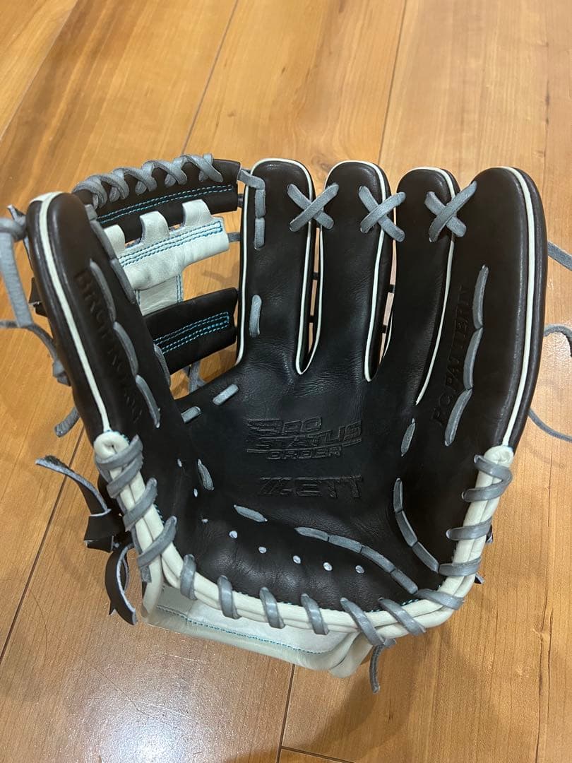 【型付け済み】　ZETT 軟式野球グローブ