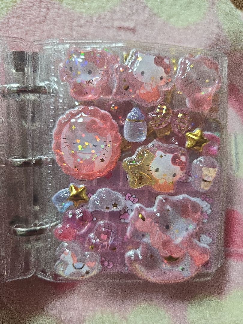 【完成品】シール帳 キティ サンリオ ボンドロ うるちゅる 正規品